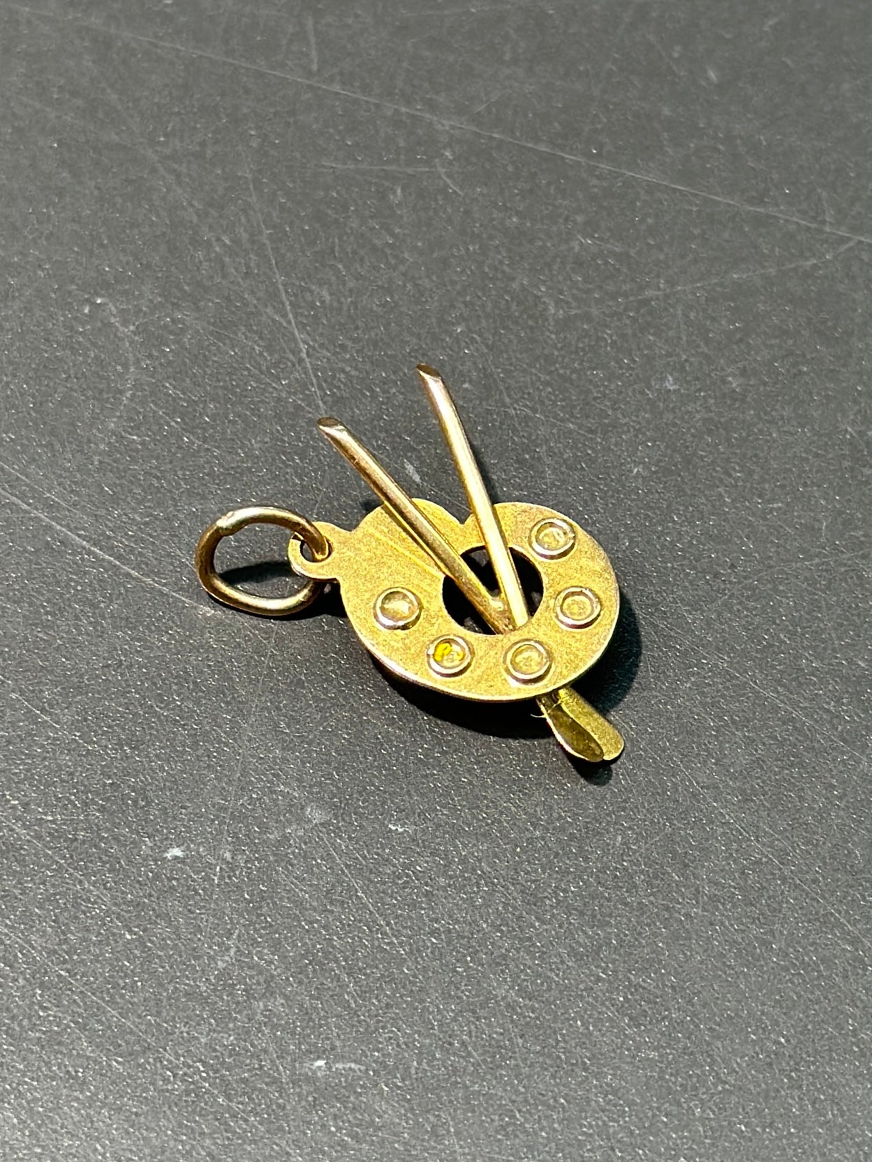 Vintage 18K Gold Paint Palette Charm