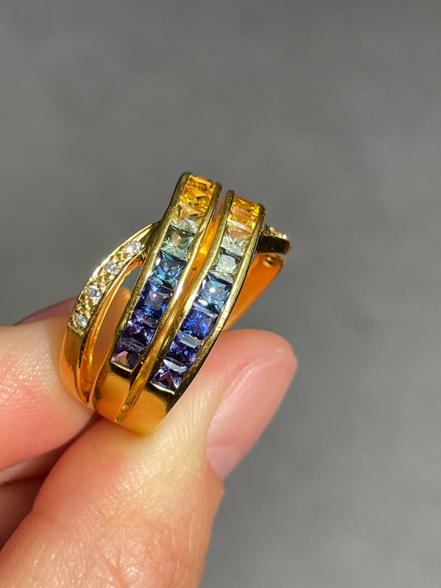 18K Gold Multi-Color Sapphire Diamond Ring