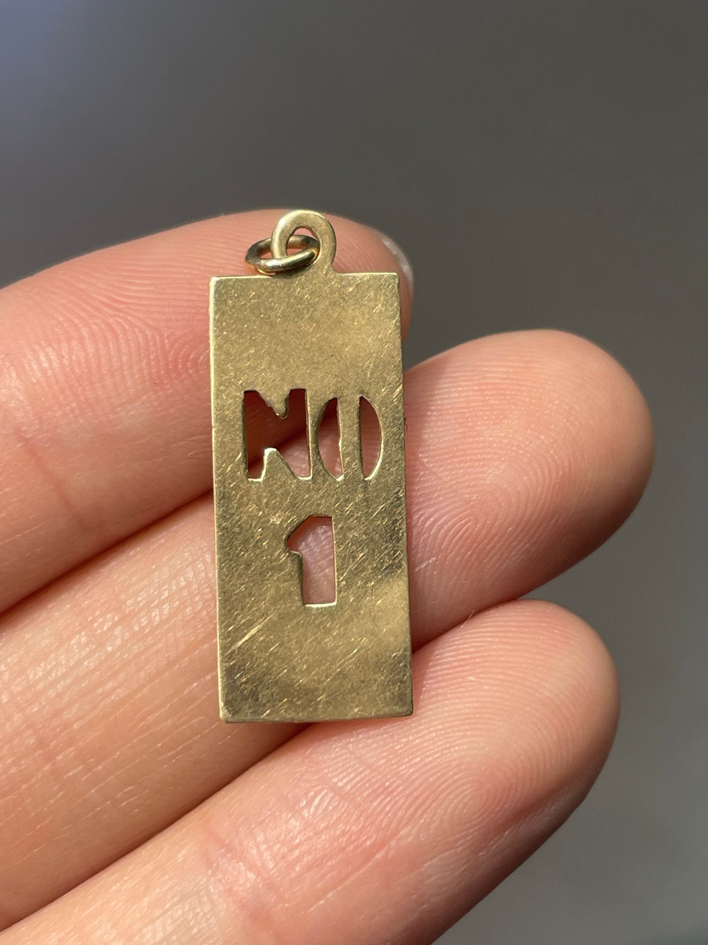 复古 14K 黄金 1 号狗牌吊坠