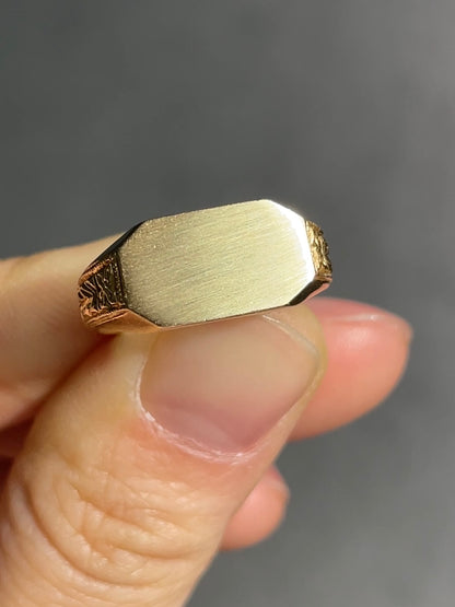 Vintage 14K Gold Hexagon Signet Motif Ring