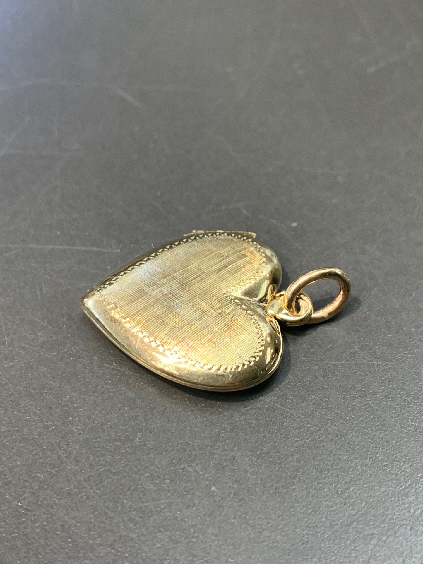 复古大号 14K 金心形小盒吊坠