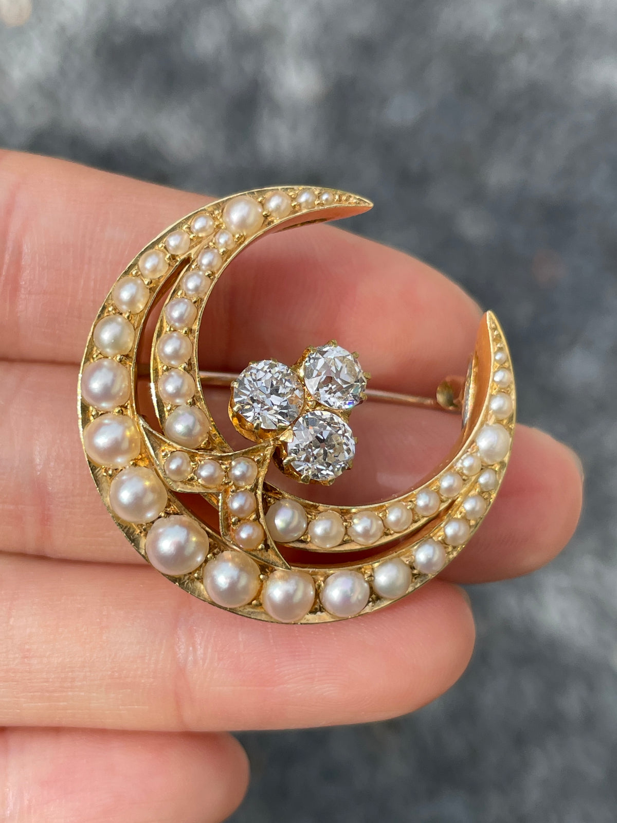 Antique 18K Gold 1.65CTW Diamond Pearl Crescent Brooch