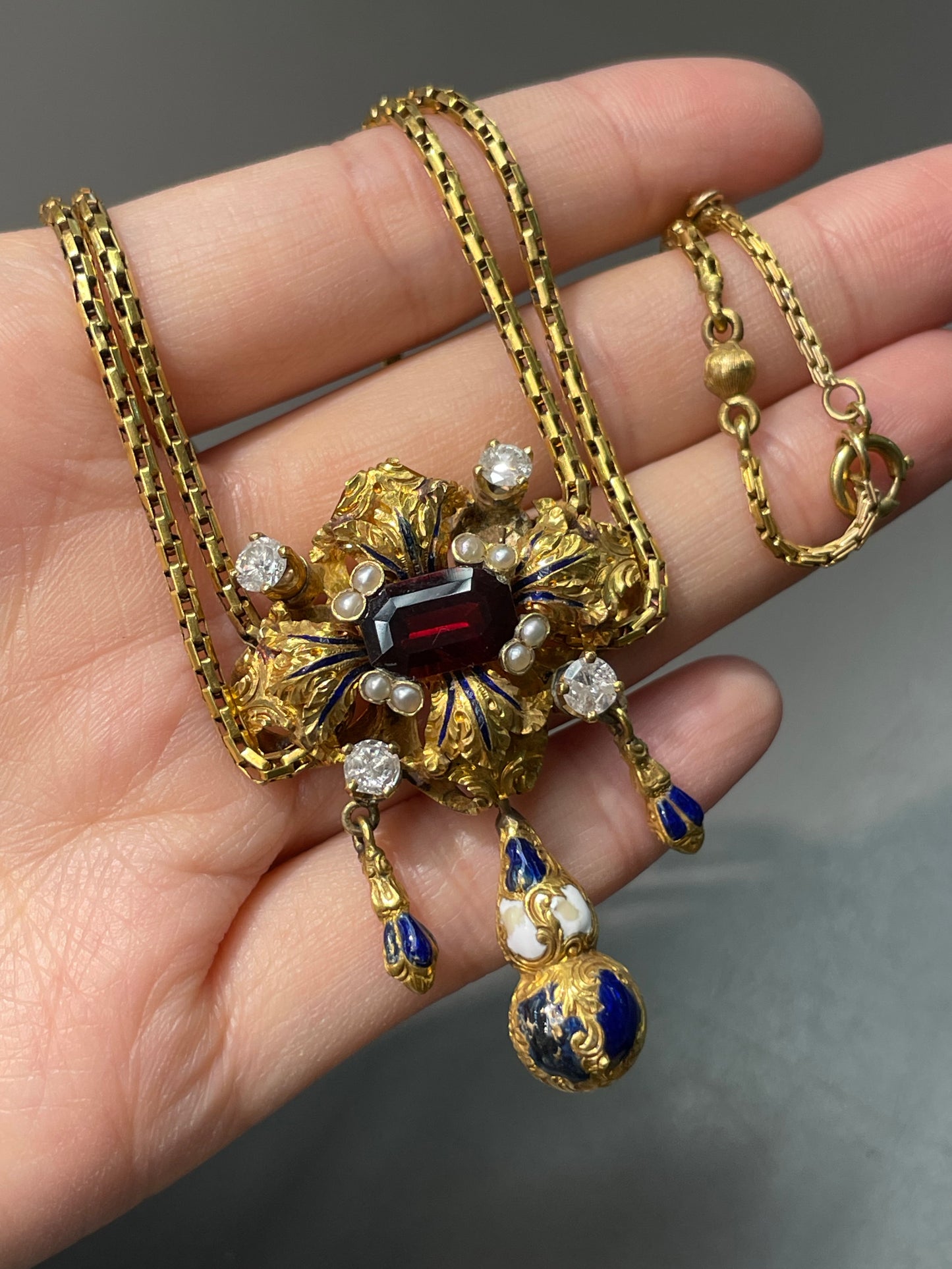 Antique Victorian Etruscan Garnet Diamond Repousse Necklace
