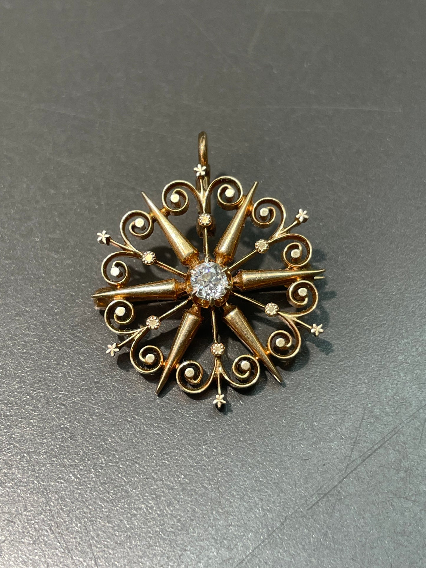 Antique 14K Yellow Gold 0.35 CTW Diamond Starburst Pendant Brooch