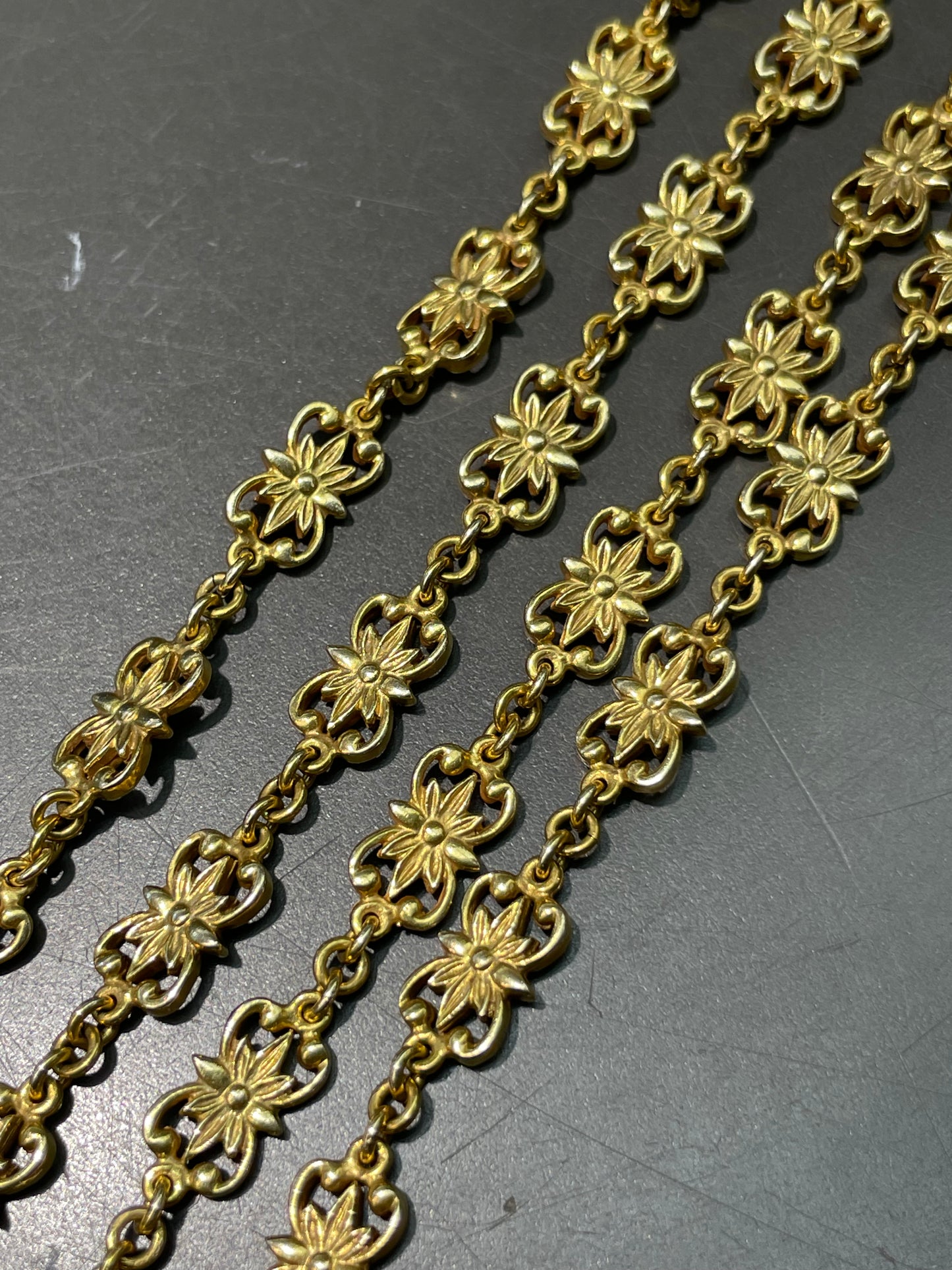 Vintage 14K Yellow Gold Fancy Motif Link Chain Necklace 30.5 inch