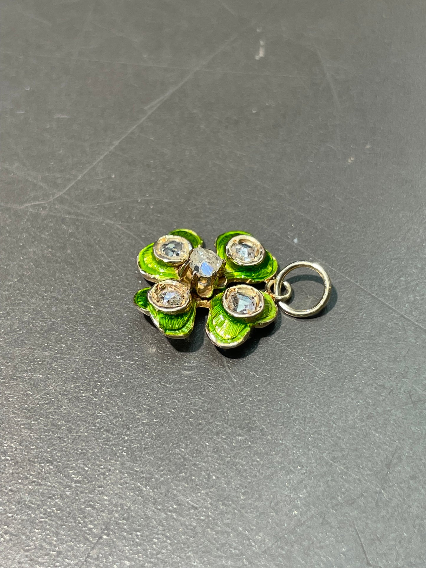 Antique 14K Yellow Gold Enamel 0.40 CTW Diamond Clover Shamrock Charm