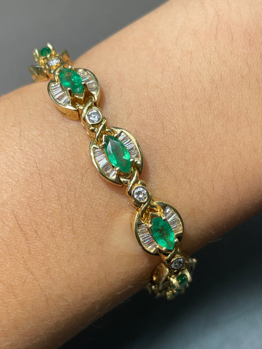Vintage 14K Yellow Gold 3.51 CTW Emerald Diamond Halo Bracelet