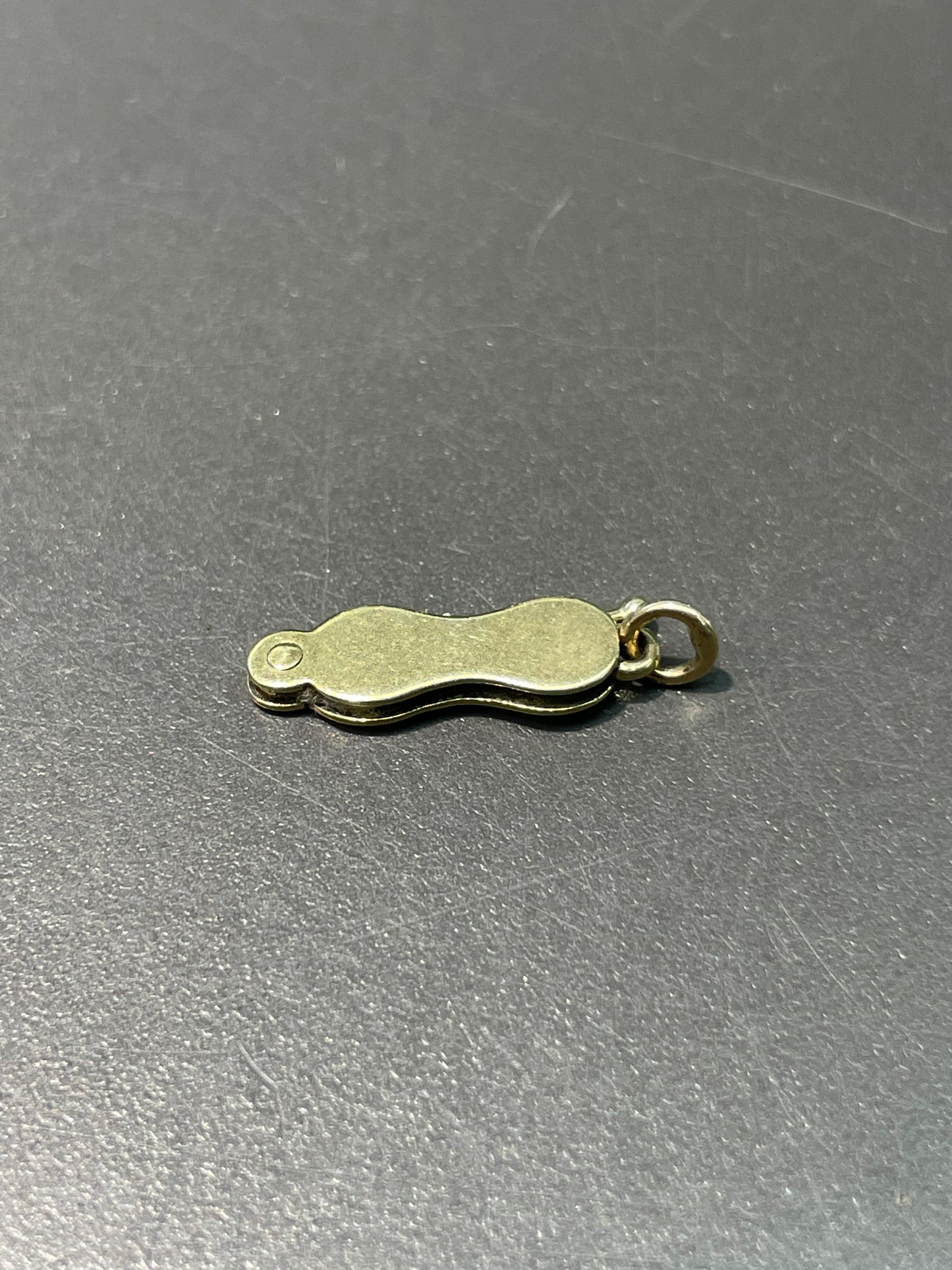 Vintage 14K Yellow Gold Articulating Optical Glasses Charm Pendant