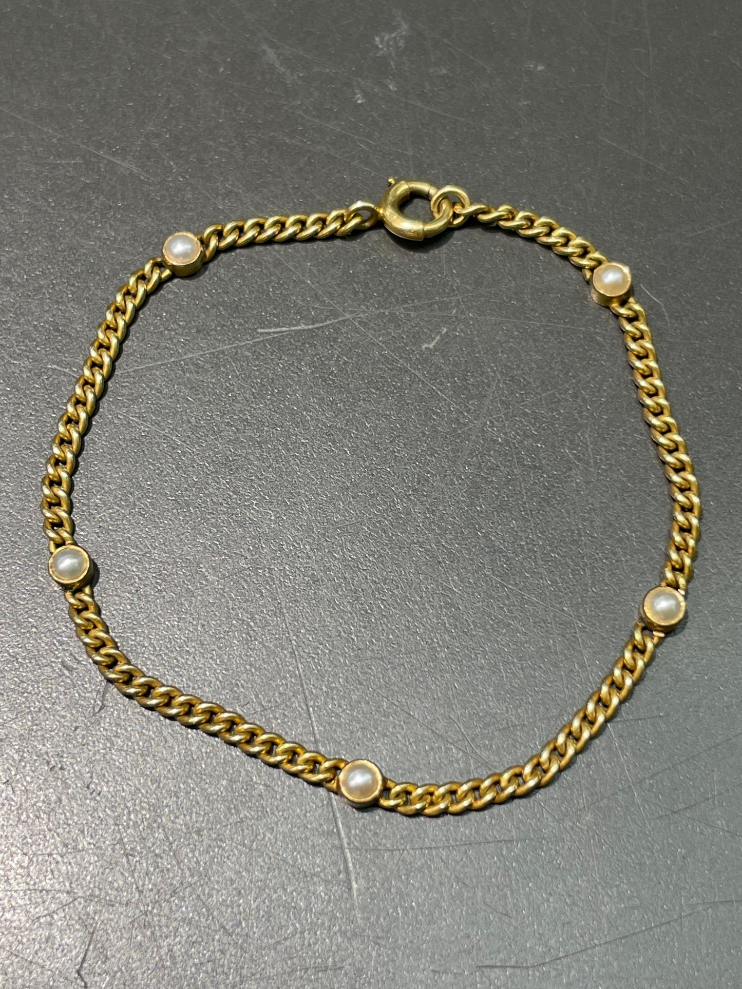 Vintage 14K Yellow Gold Pearl Station Curblink Bracelet