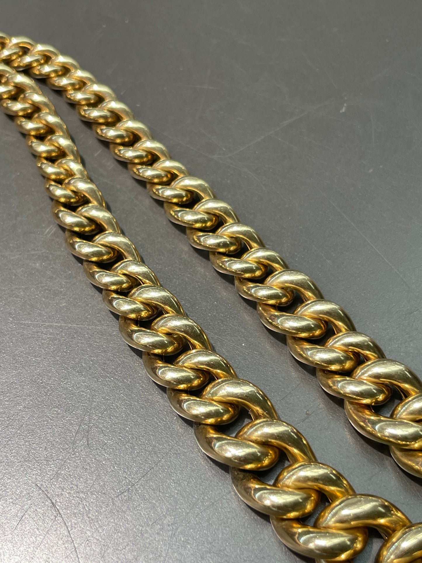 Vintage 14K Yellow Gold Graduated Curblink Chain Necklace