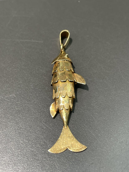 Vintage 14K Gold Medium Articulated Fish Cham