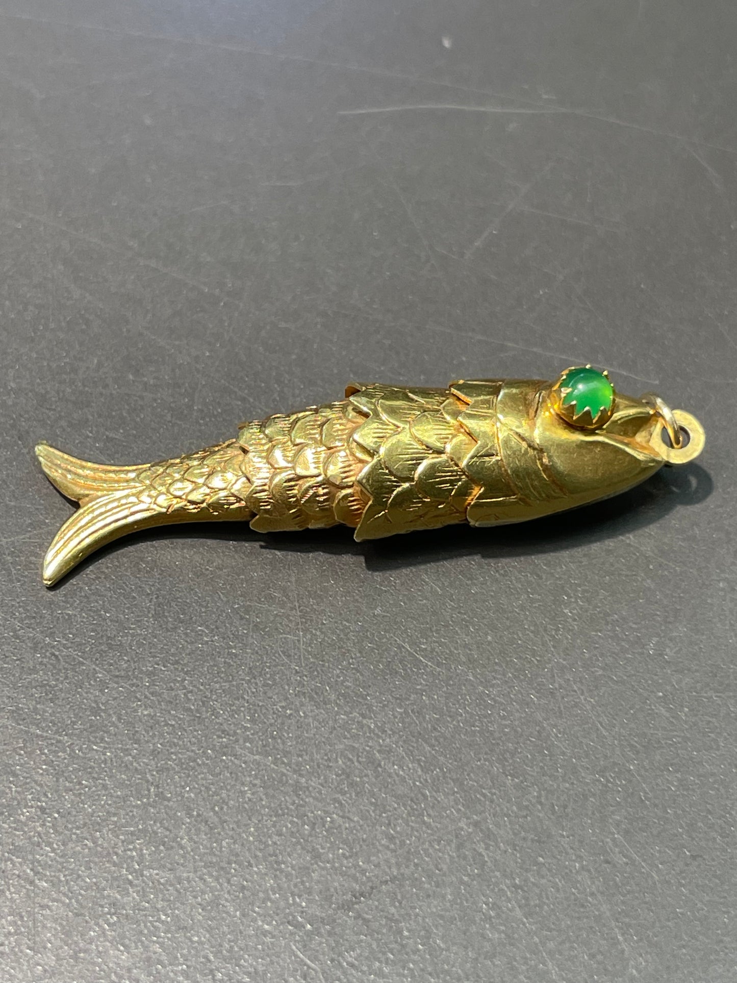 Vintage 18K Yellow Gold Large Green Cats Eye Articulated Fish Pendant Charm