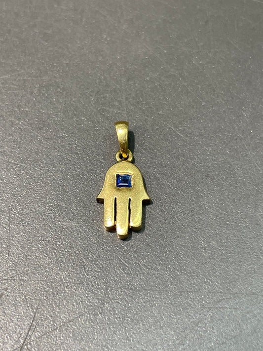 Vintage 18K Yellow Gold Sapphire Hamsa Hand Charm Pendant