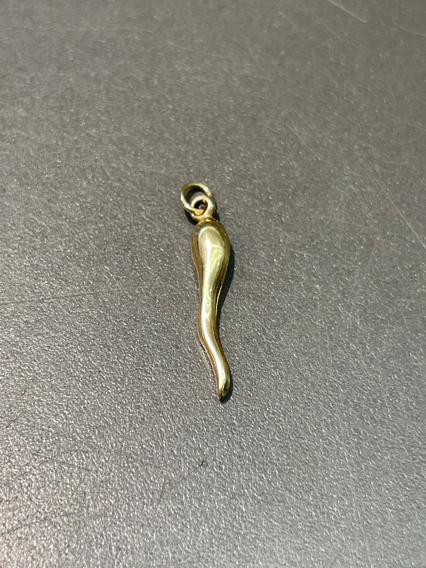 Vintage 14K Yellow Gold Horn Charm Pendant