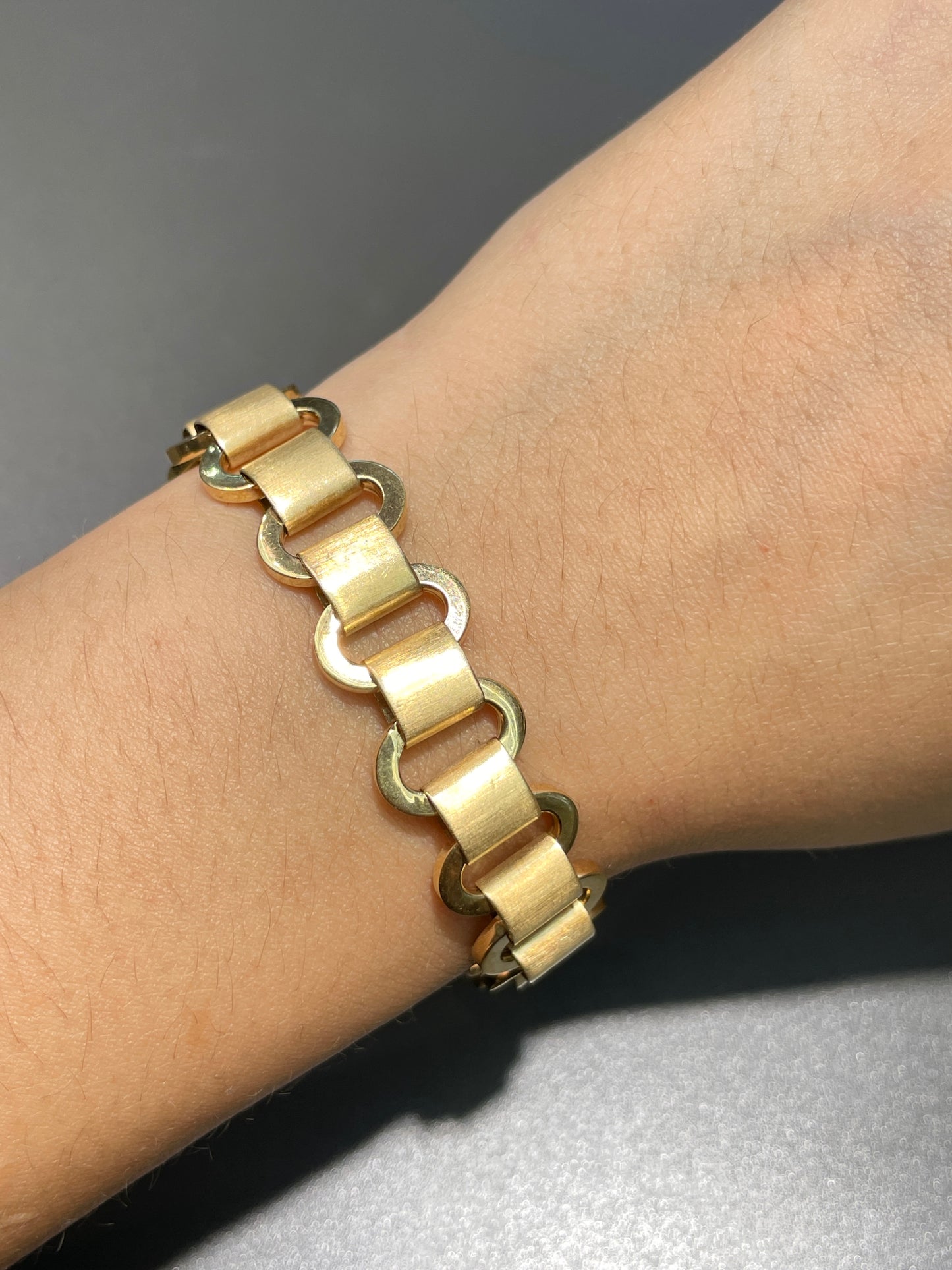 Vintage 14K Gold Sculptural Link Bracelet