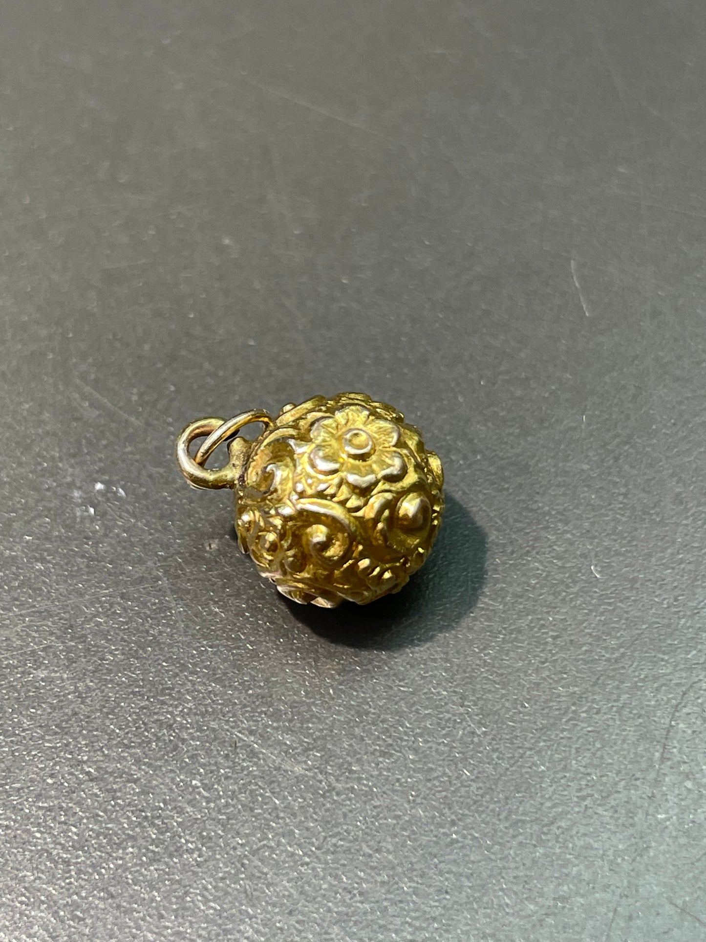 Antique 14K Yellow Gold Motif Ball Charm Pendant