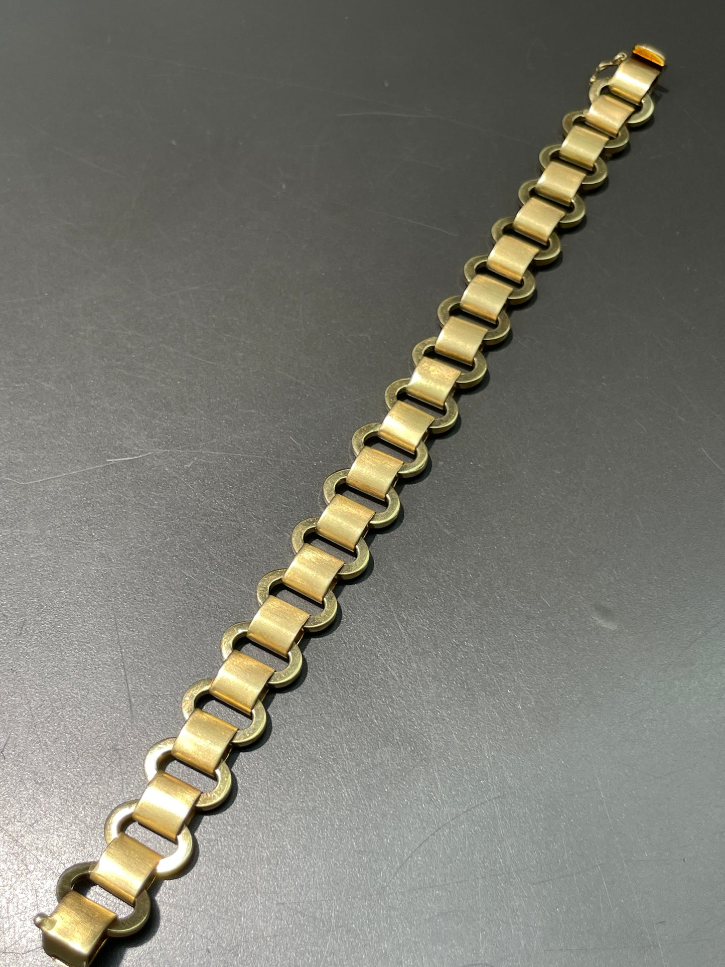 Vintage 14K Gold Sculptural Link Bracelet