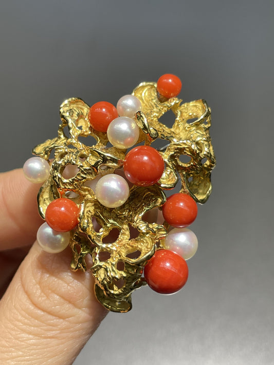 Vintage Grosse 18K Gold Coral Pearl Sculptural Brooch