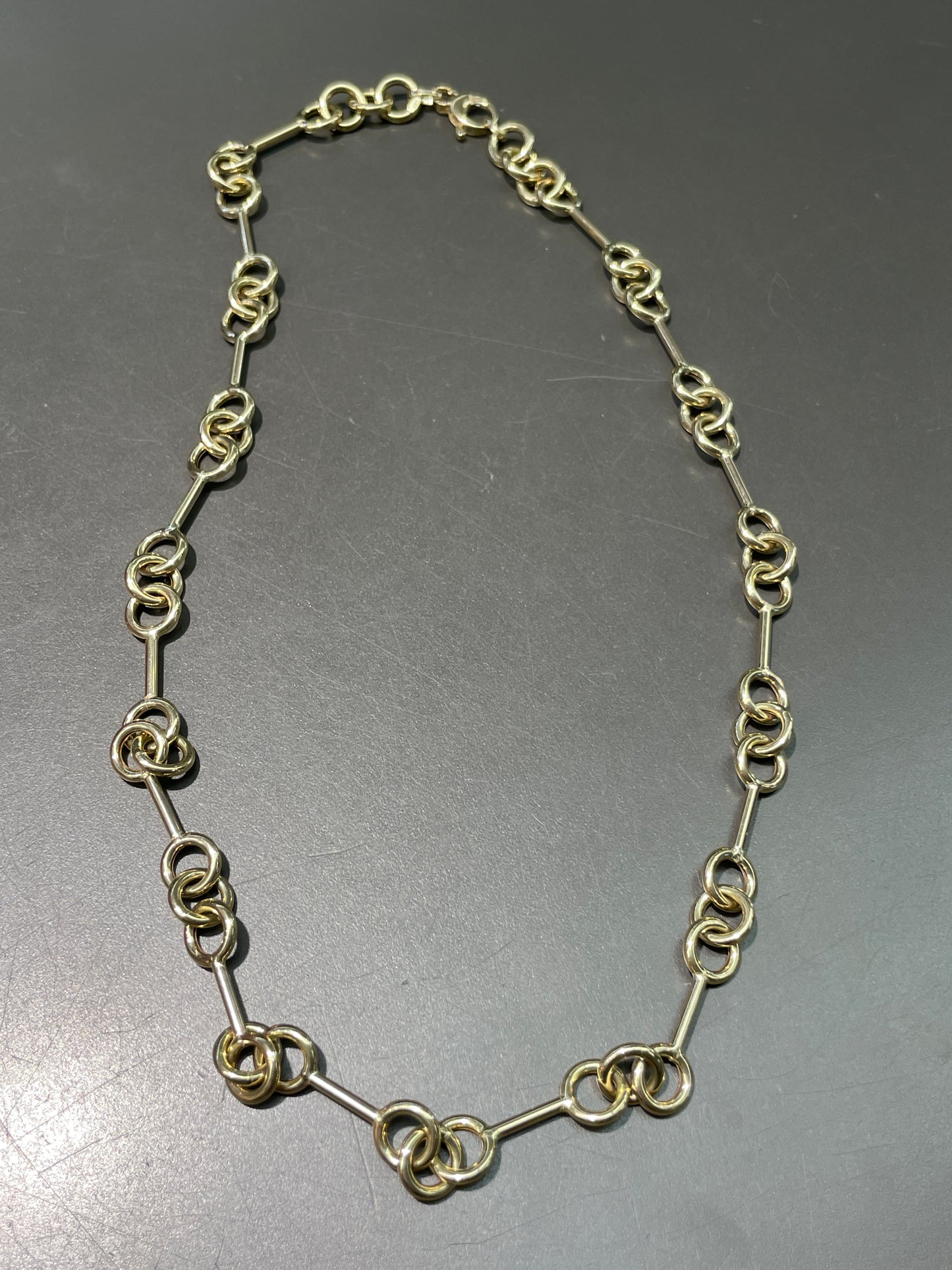 14K Gold Circle Bar Link Chain Necklace