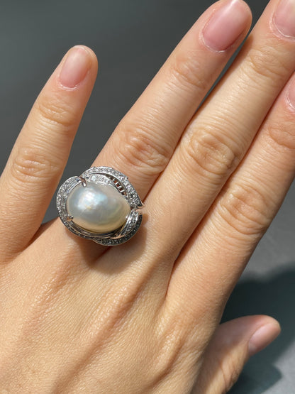 Vintage 14K Gold Baroque Pearl Diamond Cocktail Ring