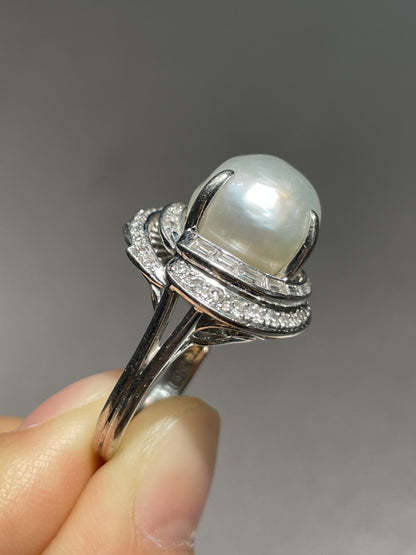 Vintage 14K Gold Baroque Pearl Diamond Cocktail Ring