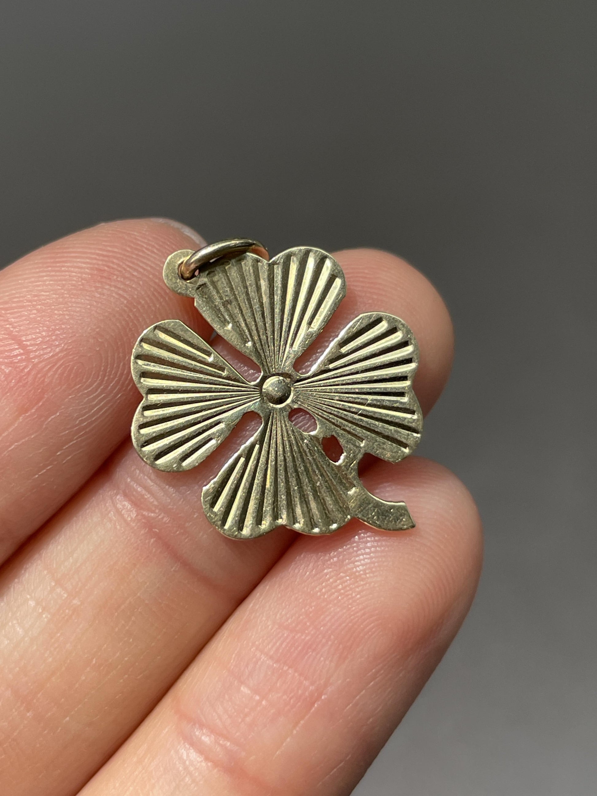 Vintage 14K Gold Engine Turned Clover Charm
