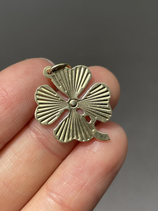 Vintage 14K Gold Engine Turned Clover Charm