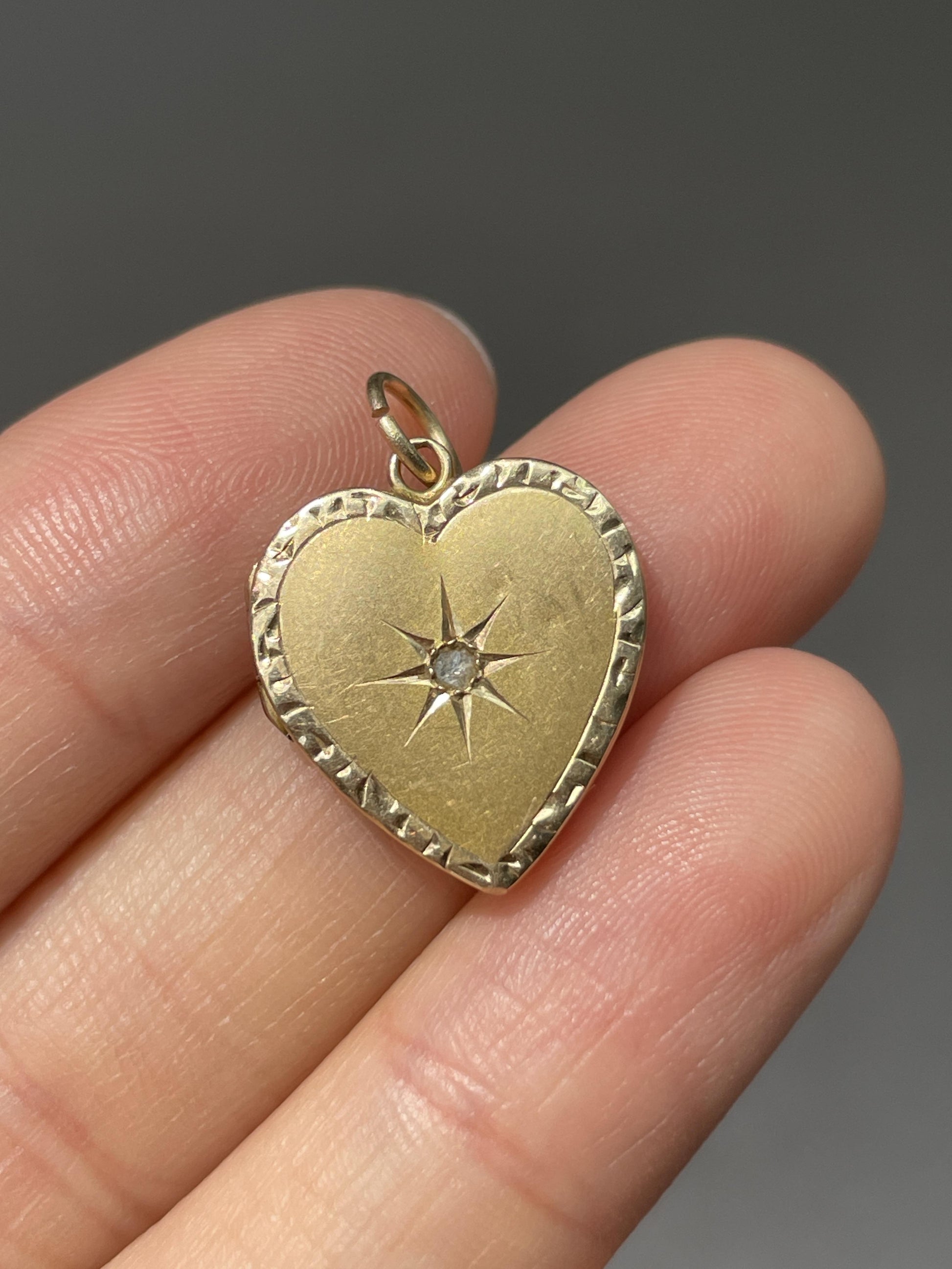 Vintage 14K Gold Diamond Starburst Heart Locket Pendant