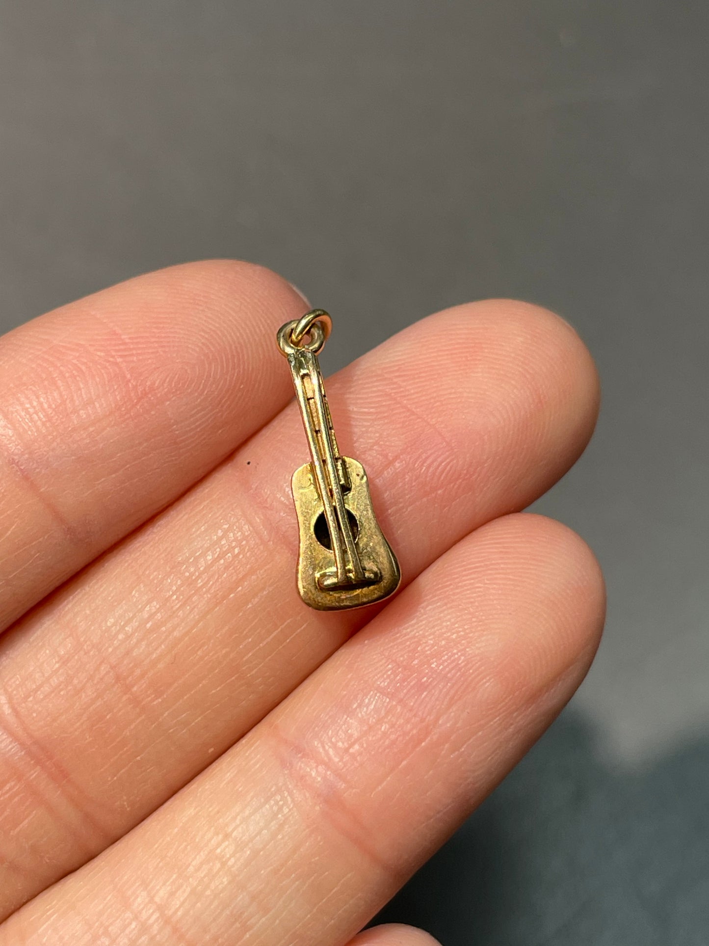 Vintage 18K Yellow Gold Guitar Charm Pendant