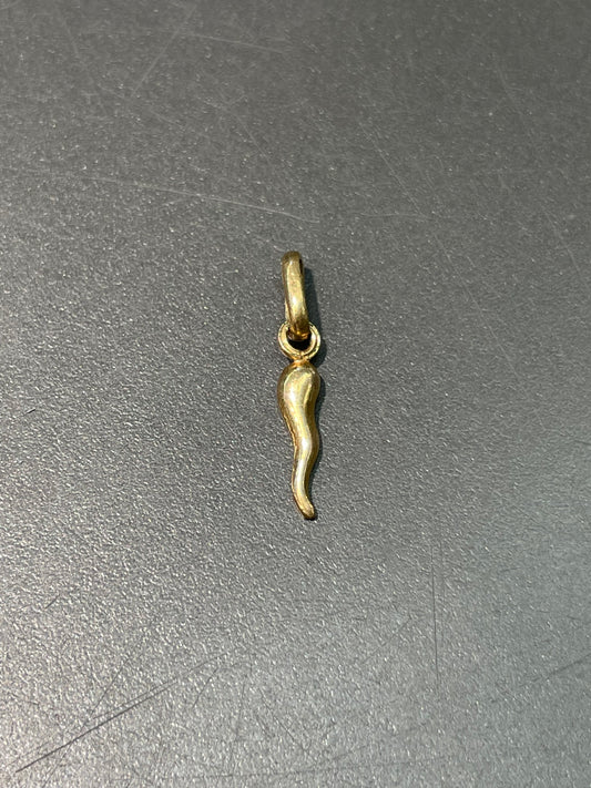 Vintage 14K Yellow Gold Mini Horn Charm Pendant