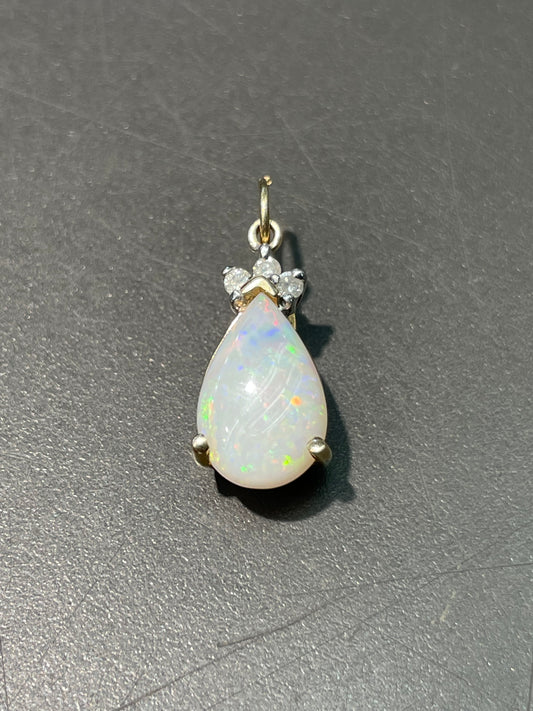 Vintage 14K Yellow Gold Opal Diamond Drop Charm Pendant MM