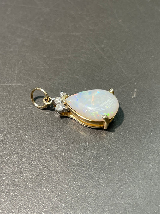 Vintage 14K Yellow Gold Opal Diamond Drop Charm Pendant MM