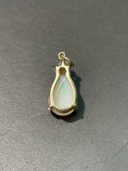 Vintage 14K Yellow Gold Opal Diamond Drop Charm Pendant MM