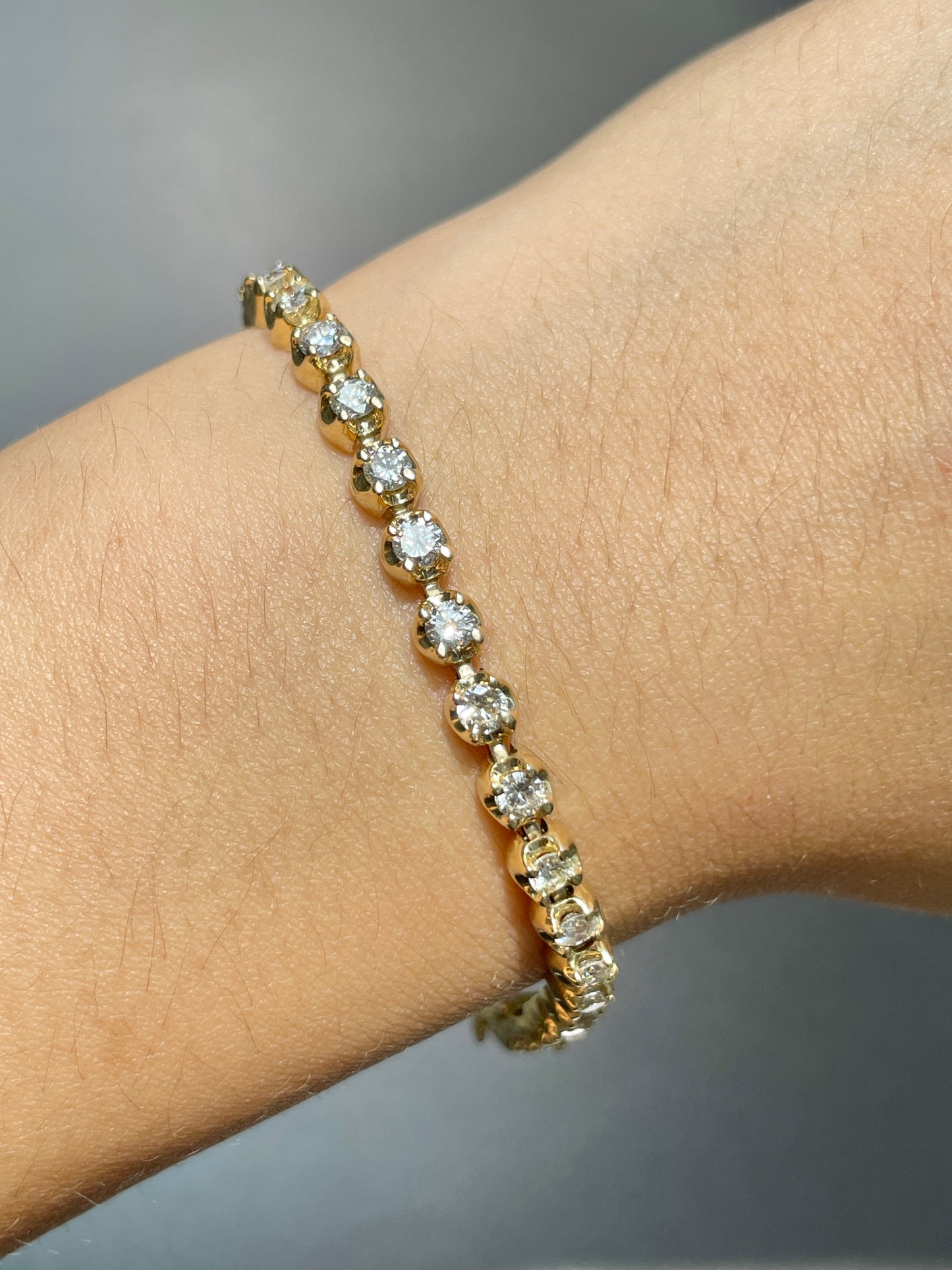 Vintage 14K Gold 3.70 CTW Diamond Tennis Bracelet