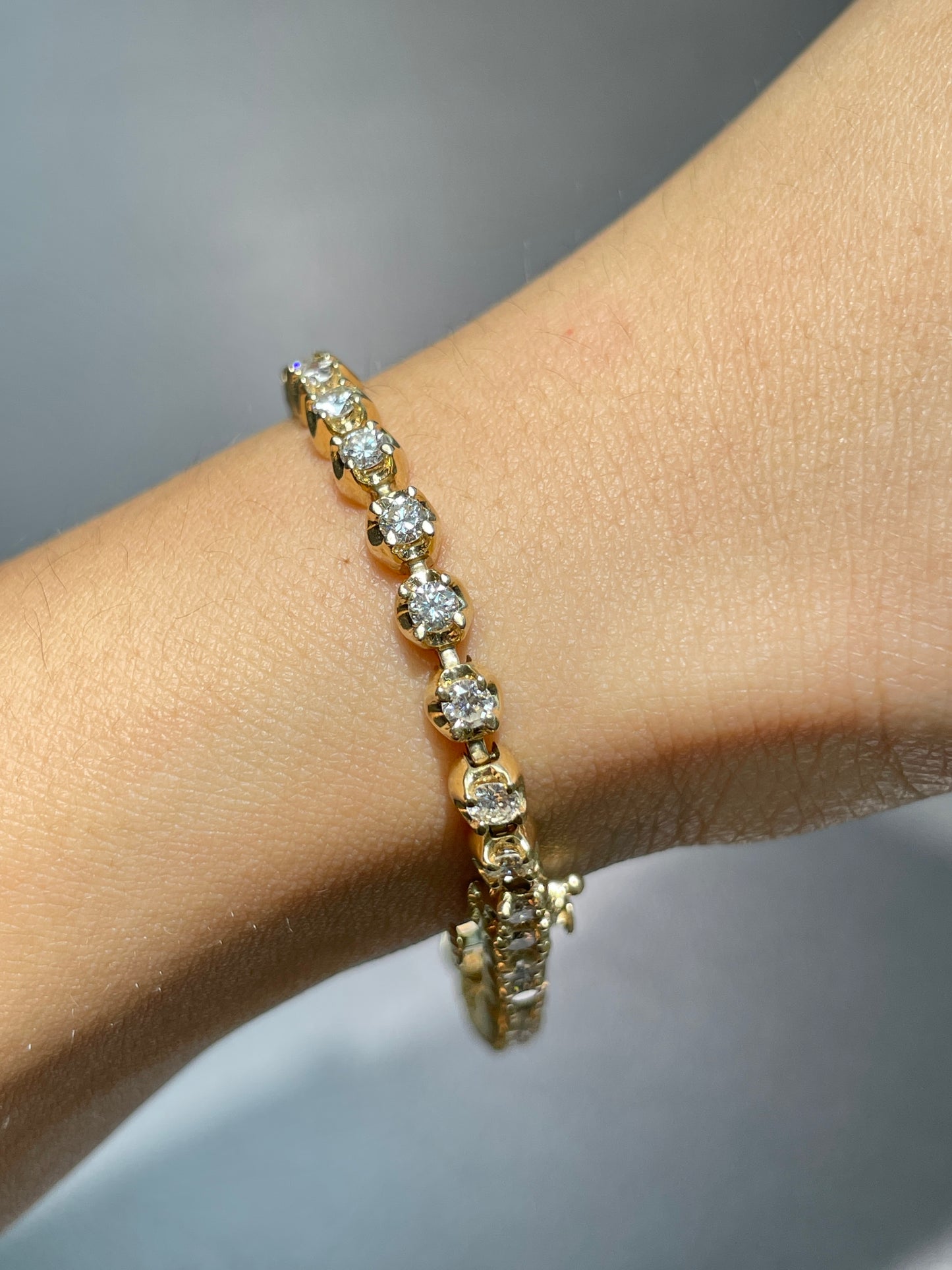 Vintage 14K Gold 3.70 CTW Diamond Tennis Bracelet
