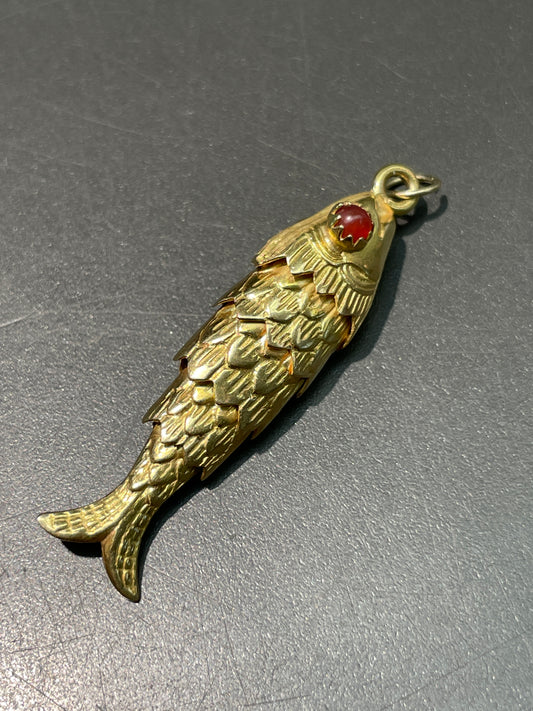 Vintage 18K Yellow Gold Articulated Fish Charm Pendant