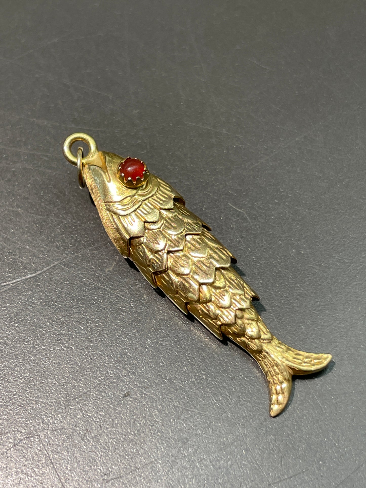Vintage 18K Yellow Gold Articulated Fish Charm Pendant