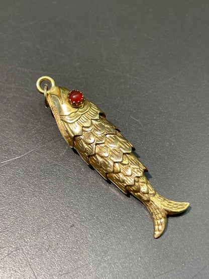Vintage 18K Yellow Gold Articulated Fish Charm Pendant