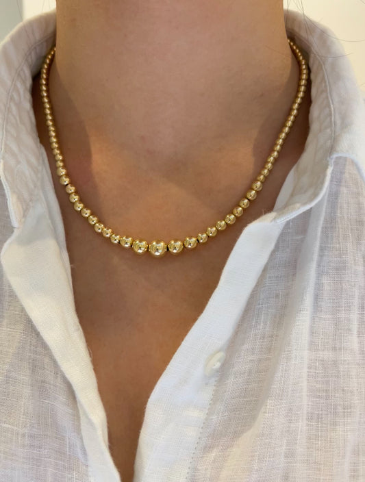 Vintage 14K Gold Graduated Bead Necklace 17.0 inch
