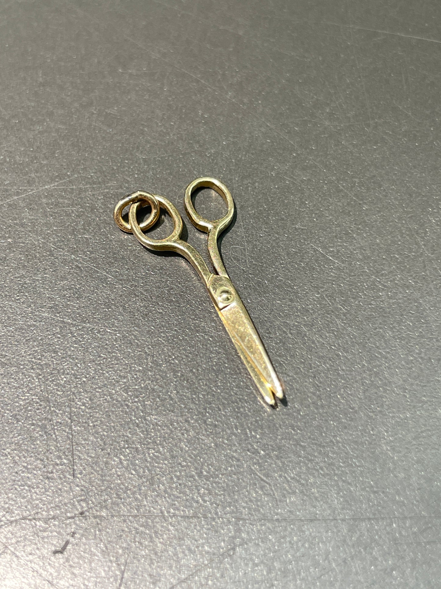 Vintage 14K Gold Articulating Scissor Charm