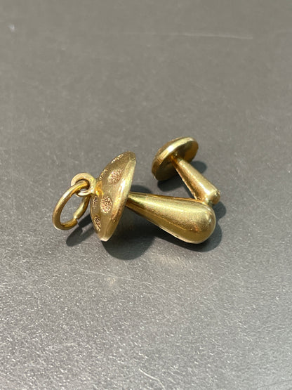 Vintage 18K Gold Mushroom Charm