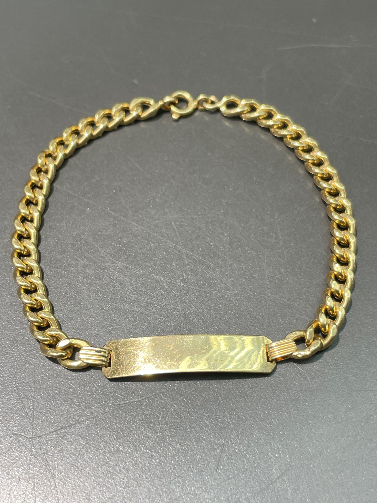 Vintage 18K Gold Tag Curb Link Bracelet