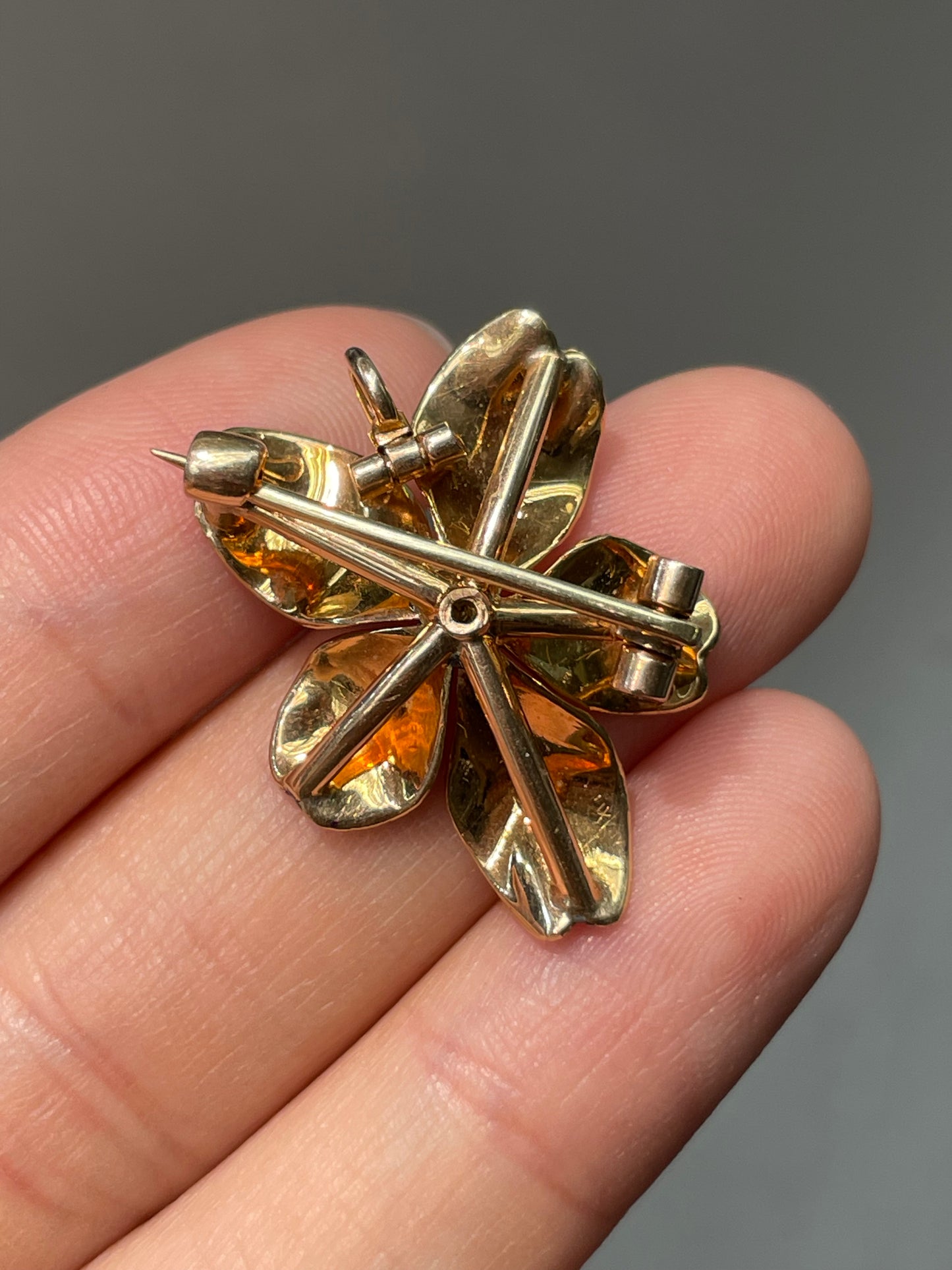 Antique 14K Yellow Gold White Purple Enamel Flower Pendant Brooch
