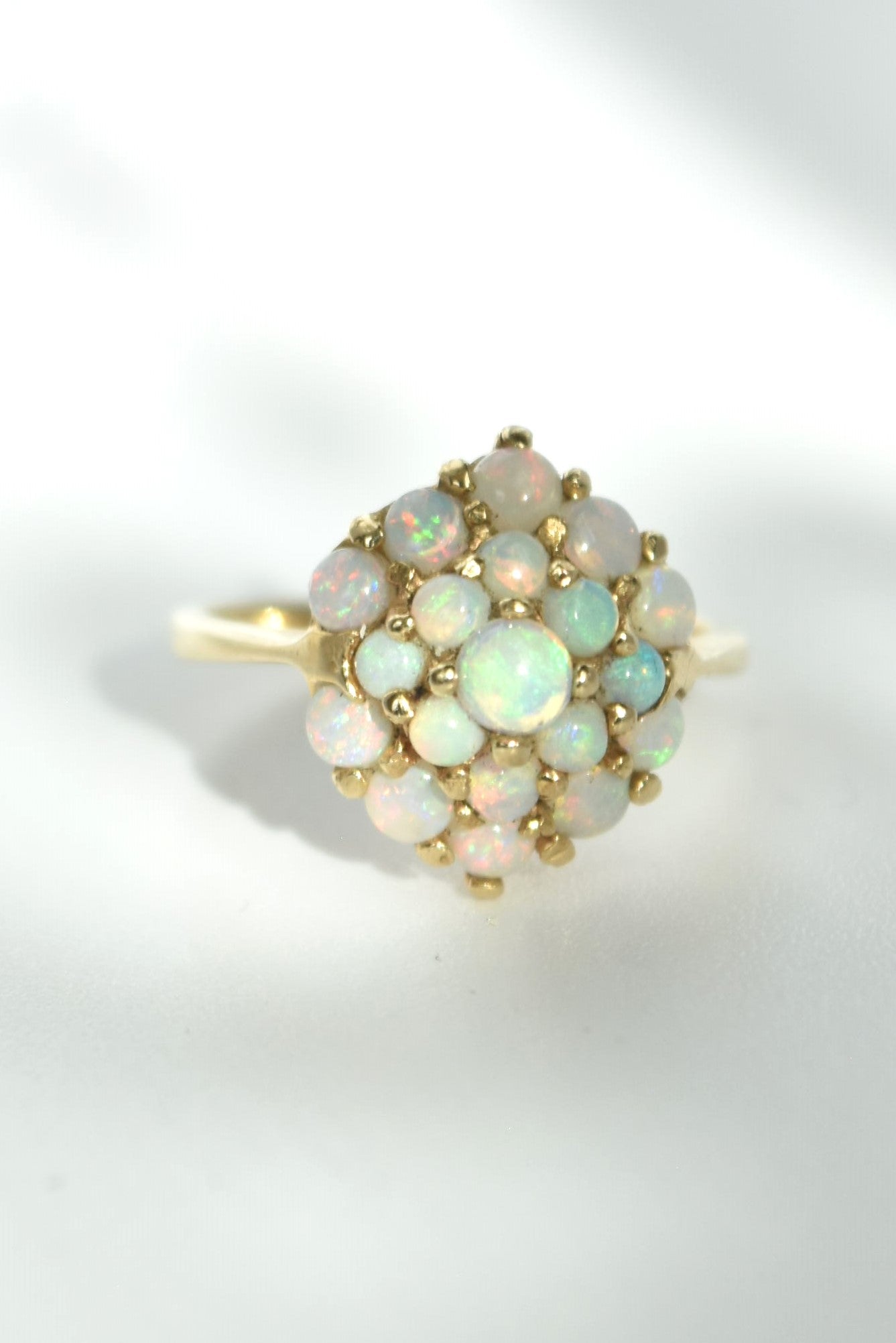 Vintage 14K Gold Opal Cluster Ring SZ 6