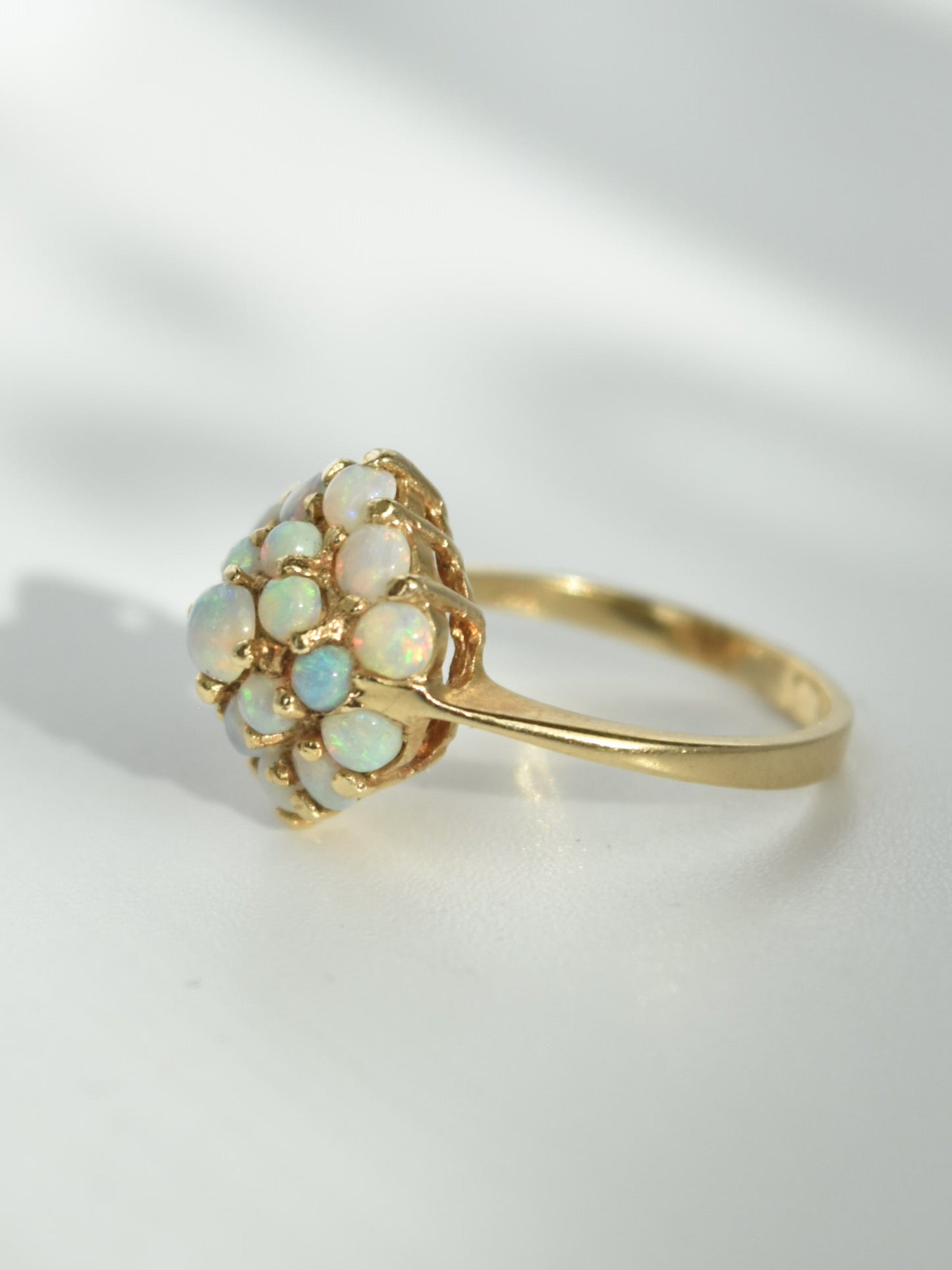 Vintage 14K Gold Opal Cluster Ring SZ 6