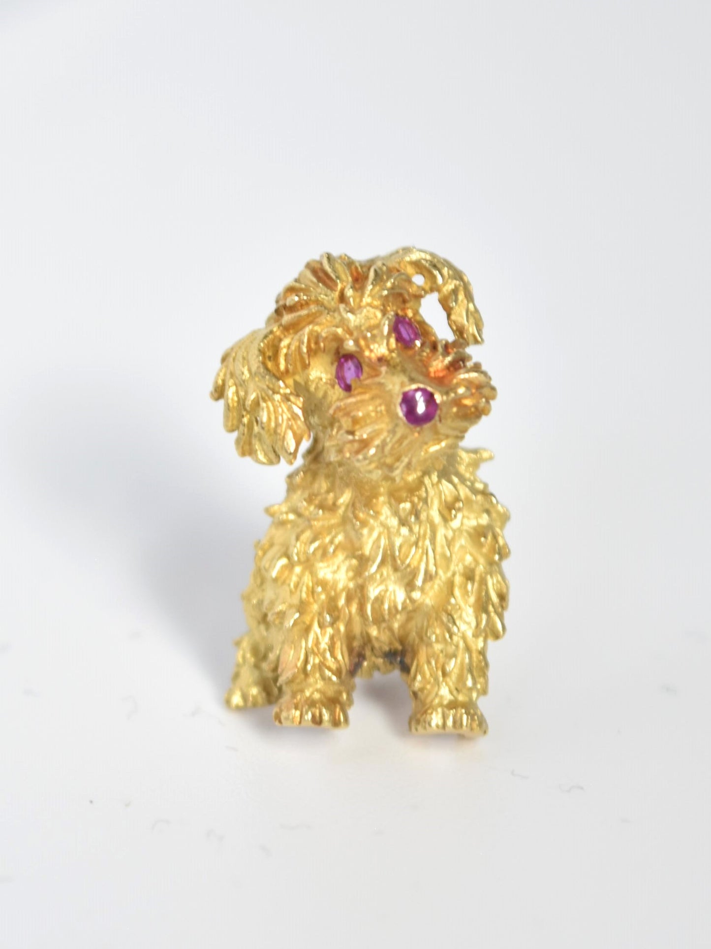 vintage Tiffany &amp; Co. Broche chien rubis en or 18 carats