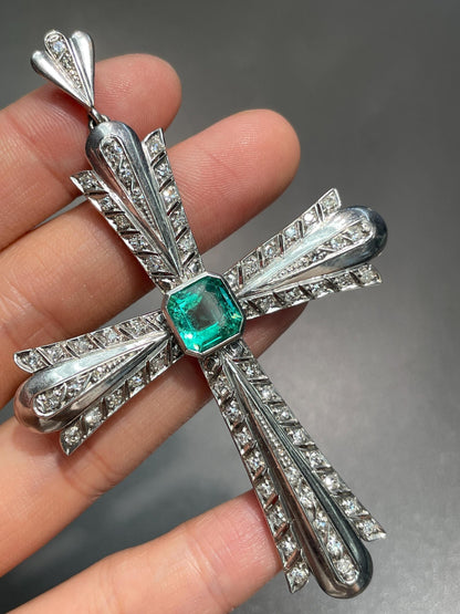 Vintage 18K Gold 3.1 CTW Colombian Emerald Diamond Cross Pendant
