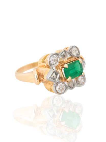 Antique 18K Gold Emerald Diamond Ring