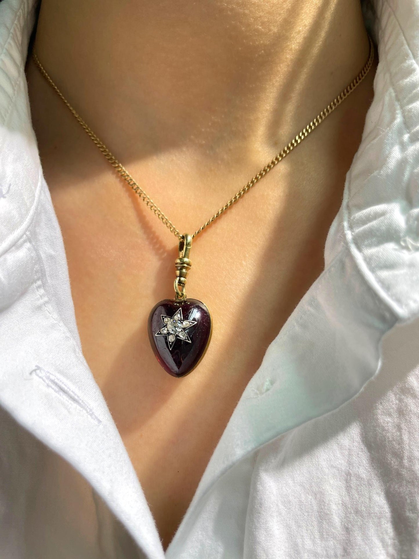 Antique 14K Gold Garnet Diamond Starburst Pendant