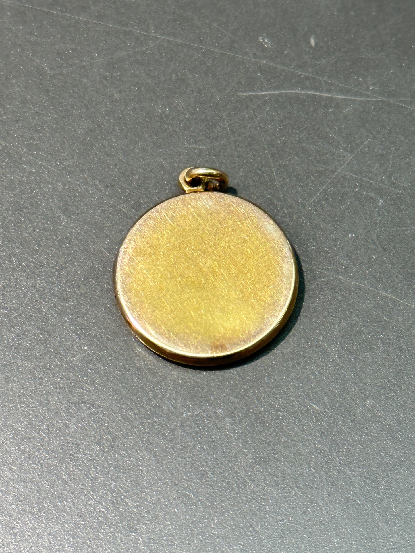 Victorian 10K Gold Motif Circle Locket